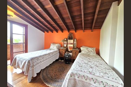 4_photo/94cf0086f7.d41ccc6539b5b4b0-ATLAS-16634e92-dfbb-4c8b-adf4-7bfdab9ef45d.jpg de casa de condomínio à venda com 3 quartos, 500m² em Granja Viana II, Cotia