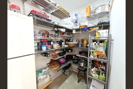 10_photo/94cf0086f7.d41ccc6539b5b4b0-ATLAS-42cc3247-5cd9-4030-87b6-9fcbeabd1927.jpg de casa de condomínio à venda com 3 quartos, 500m² em Granja Viana II, Cotia