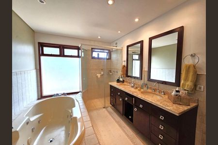 12_photo/94cf0086f7.d41ccc6539b5b4b0-ATLAS-4b821197-4588-4a0a-88c0-d3e5d4a8e864.jpg de casa de condomínio à venda com 3 quartos, 500m² em Granja Viana II, Cotia