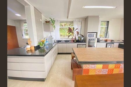 21_photo/94cf008713.0640414dbdbdceec-ATLAS-40559ef2-99b1-4f05-af33-a729e9b3bc20.jpg de casa à venda com 6 quartos, 664m² em São Paulo II, Cotia