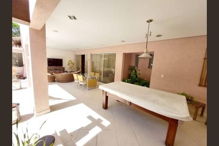 15_photo/94cf008793.0435190f6de6ffa1-ATLAS-31b5972d-944b-4a2e-8a05-9aca85c0ba0e.jpg de casa de condomínio à venda com 5 quartos, 581m² em Granja Viana II, Cotia