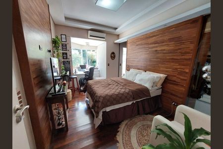 25_photo/94cf008793.0435190f6de6ffa1-ATLAS-c3b98d53-aea5-4d06-ad2a-b68ba2f0f662.jpg de casa de condomínio à venda com 5 quartos, 581m² em Granja Viana II, Cotia