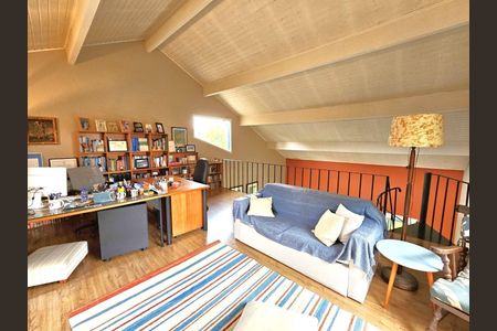 12_photo/94cf00887d.dd63bef89a0f751f-ATLAS-c2d13f0e-72b7-4f96-9657-91e3cf04e20a.jpg de casa à venda com 5 quartos, 310m² em Granja Viana II, Cotia