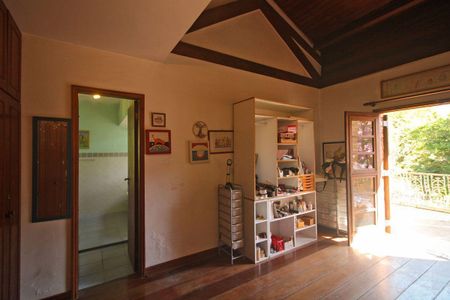 6_photo/94cf00887f.470e3b4ecc8ee2ef-ATLAS-851bc0ca-595f-4140-a01b-730a08223228.jpg de casa de condomínio à venda com 3 quartos, 610m² em Granja Viana II, Cotia