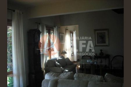 14_photo/94cf0088e5.ceff8192393c33de-ATLAS-4804f002-3f27-4e18-8d80-c7df4a34e3de.jpg de casa à venda com 3 quartos, 300m² em Granja Viana II, Cotia