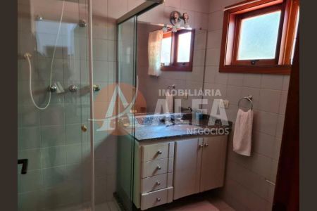 20_photo/94cf0088e5.ceff8192393c33de-ATLAS-8bbc9184-671a-4cb2-868c-725cc5f2a7f3.jpg de casa à venda com 3 quartos, 300m² em Granja Viana II, Cotia