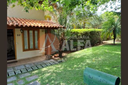 2_photo/94cf0088e5.ceff8192393c33de-ATLAS-9789aa08-9b0b-40e6-a3f5-a973d95c31eb.jpg de casa à venda com 3 quartos, 300m² em Granja Viana II, Cotia