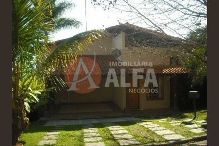 3_photo/94cf0088e5.ceff8192393c33de-ATLAS-a2ece07d-6f41-44d5-bc26-65a692435cbc.jpg de casa à venda com 3 quartos, 300m² em Granja Viana II, Cotia