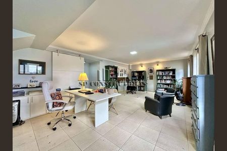 4_photo/94cf00893b.869d2fe0fea18954-ATLAS-1d06fa56-311d-41ad-b64e-21bf3ce00488.jpg de casa à venda com 3 quartos, 330m² em Cotia, Cotia