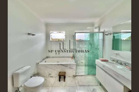 7_photo/94cf00893b.869d2fe0fea18954-ATLAS-23c7fbd7-c907-4925-a03e-5155eb876a96.jpg de casa à venda com 3 quartos, 330m² em Cotia, Cotia