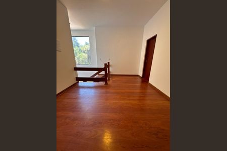 11_photo/94cf0089d1.5fb914e739453623-ATLAS-96ccbfda-b5be-4ffd-843e-1810fdf13b9a.jpg de casa de condomínio à venda com 4 quartos, 1000m² em Chácara Moinho Velho, Carapicuíba