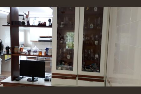 18_photo/94cf008c0f.ae3d86bef28e162d-ATLAS-03be3273-9202-4f23-8045-efabb9aec4b7.jpg de casa de condomínio à venda com 3 quartos, 490m² em Chácara Moinho Velho, Cotia