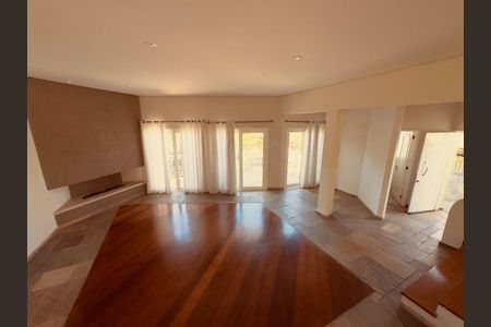 43_photo/94cf008c0f.ae3d86bef28e162d-ATLAS-124f4e30-2f6c-4624-a90d-934332e2ee23.jpg de casa de condomínio à venda com 3 quartos, 490m² em Chácara Moinho Velho, Cotia