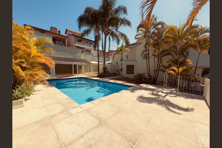 38_photo/94cf008c0f.ae3d86bef28e162d-ATLAS-636683db-0ce5-4b73-a045-c1c6bb8219de.jpg de casa de condomínio à venda com 3 quartos, 490m² em Chácara Moinho Velho, Cotia