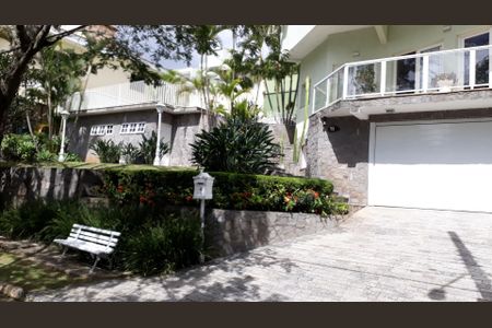 3_photo/94cf008c0f.ae3d86bef28e162d-ATLAS-ae2ac7e1-541c-4874-b878-4b14e1cedbf8.jpg de casa de condomínio à venda com 3 quartos, 490m² em Chácara Moinho Velho, Cotia