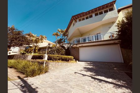 34_photo/94cf008c0f.ae3d86bef28e162d-ATLAS-b307d134-4a63-4385-98e0-a1cd3bbaa7e1.jpg de casa de condomínio à venda com 3 quartos, 490m² em Chácara Moinho Velho, Cotia