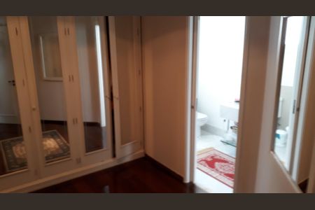 25_photo/94cf008c0f.ae3d86bef28e162d-ATLAS-dbc79532-e1b7-4722-98ca-5336ac7af525.jpg de casa de condomínio à venda com 3 quartos, 490m² em Chácara Moinho Velho, Cotia