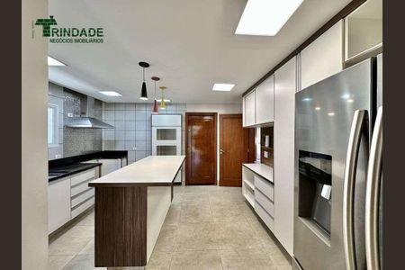 19_photo/94cf008c19.859d3ea7f11d789b-ATLAS-64a74406-5d09-4b6f-bf65-07ad7ceb70dc.jpg de casa de condomínio à venda com 4 quartos, 383m² em São Paulo II, Cotia