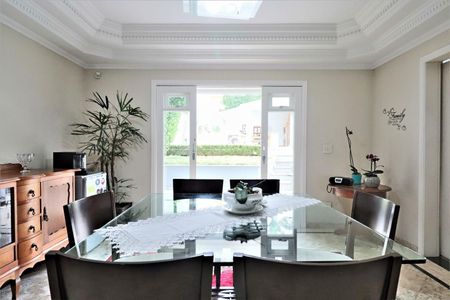 8_photo/94cf008c19.8f3f2a47dd94676f-ATLAS-0b7c4b68-4aca-4730-bf0a-710ab2fb9c24.jpg de casa de condomínio à venda com 4 quartos, 492m² em Cotia, Cotia