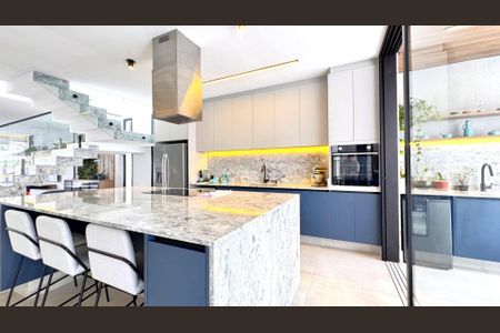 4_photo/94cf008c33.9ad21533b70d6dca-ATLAS-314e5288-cf91-46d3-b1cf-5b24c99faa17.jpg de casa de condomínio à venda com 4 quartos, 360m² em São Paulo II, Cotia