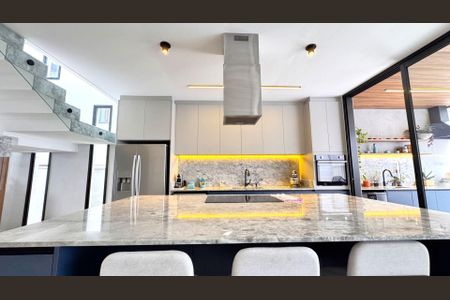 15_photo/94cf008c33.9ad21533b70d6dca-ATLAS-d6ea843e-1fde-4f61-bc5a-ad877c31d2e1.jpg de casa de condomínio à venda com 4 quartos, 360m² em São Paulo II, Cotia