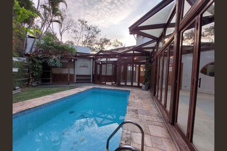 12_photo/94cf008c6d.ec0cc76b869982f2-ATLAS-0ece81b9-b11e-4ed0-bf8e-62e51ae93344.jpg de casa de condomínio à venda com 3 quartos, 300m² em Jardim Sao Paulo II, Cotia