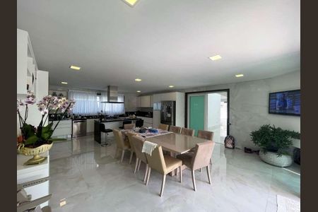 8_photo/94cf008c8f.676087e3914b6744-ATLAS-2d696d80-066b-47c9-b174-e75e598ccd2c.jpg de casa de condomínio à venda com 4 quartos, 883m² em Cotia, Cotia