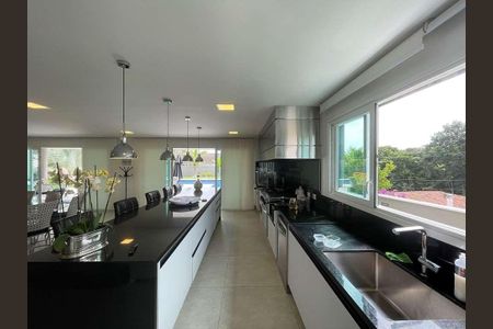 11_photo/94cf008c8f.676087e3914b6744-ATLAS-60e53be9-2e18-4e10-bbf2-f1e0e45c18e2.jpg de casa de condomínio à venda com 4 quartos, 883m² em Cotia, Cotia