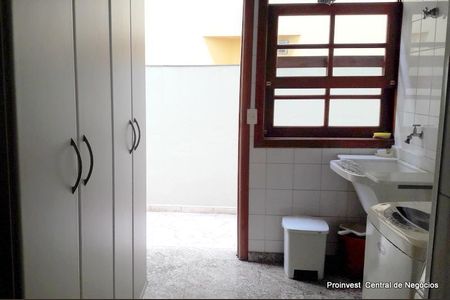 9_photo/94cf008cf3.ff0e424256b683cf-ATLAS-6dbe3586-5638-489e-9d64-e9e40d4b4e47.jpg de casa à venda com 4 quartos, 347m² em Nova Fazendinha, Cotia