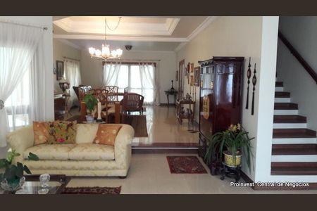 3_photo/94cf008cf3.ff0e424256b683cf-ATLAS-afcb6e7c-7176-42a4-8678-9bc6b7e4bd3a.jpg de casa à venda com 4 quartos, 347m² em Nova Fazendinha, Cotia