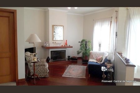 12_photo/94cf008cf3.ff0e424256b683cf-ATLAS-e70911f6-9a07-4369-a4aa-c3fb7a1218e3.jpg de casa à venda com 4 quartos, 347m² em Nova Fazendinha, Cotia