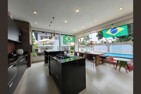 9_photo/94cf008cf7.7a69ff73eb43ff8d-ATLAS-b7a9a7b8-c363-4e80-ae98-fe24c338db52.jpg de casa de condomínio à venda com 4 quartos, 324m² em Jardim Sao Paulo II, Cotia