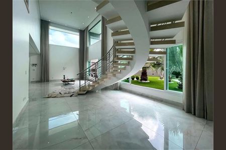 2_photo/94cf008d1d.f0ecc906b832f777-ATLAS-33e0ee30-cd38-441e-ba5e-84cdcaf5b167.jpg de casa à venda com 4 quartos, 883m² em Jardim Sao Paulo II, Cotia