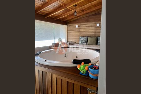 7_photo/94cf008d21.4d5f998e3e6d7143-ATLAS-0a357fca-29ef-42ea-834b-87d2a4e24afb.jpg de casa de condomínio à venda com 4 quartos, 330m² em Cotia, Cotia