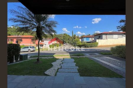 4_photo/94cf008d21.4d5f998e3e6d7143-ATLAS-8b4fedc3-ce8a-41e8-934e-5ee98c67afef.jpg de casa de condomínio à venda com 4 quartos, 360m² em Cotia, Cotia