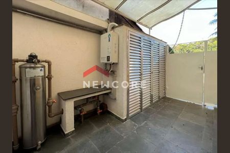 50_photo/94cf008d21.4d5f998e3e6d7143-ATLAS-ffd2baca-37e2-407e-ad62-26ebdb229b1b.jpg de casa de condomínio à venda com 4 quartos, 360m² em Cotia, Cotia