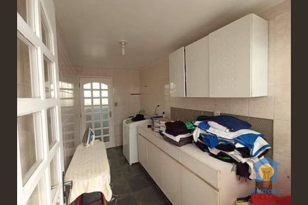 89_photo/94cf008dc5.db829c6054abc860-ATLAS-9f1aa089-e6c5-4b84-af32-4f5771b393f4.jpg de casa para alugar com 3 quartos, 320m² em Jardim Sao Paulo II, Cotia