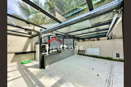 24_photo/94cf008e1f.d5a0f355ba531730-ATLAS-1f76cc40-6874-4f4e-b2da-337a85be7c7b.jpg de casa de condomínio à venda com 4 quartos, 468m² em Cotia, Cotia