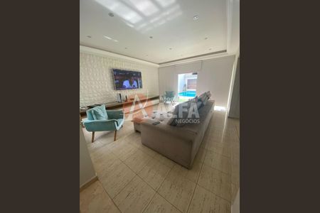 8_photo/94cf008e9f.61bdc0c06b760ac2-ATLAS-efa79a2f-d032-461c-8005-37d42a02a41c.jpg de casa à venda com 4 quartos, 380m² em Cotia, Cotia