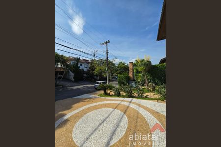 4_photo/94cf008ea9.f0d246bad4da1cd5-ATLAS-2af2e3dc-bdb3-42f3-8040-0640b82f7371.jpg de casa à venda com 3 quartos, 335m² em Jardim Sao Paulo II, Cotia