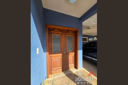 4_photo/94cf008ea9.f0d246bad4da1cd5-ATLAS-f256c811-f80a-4df4-a5c8-bfb7548aa7a8.jpg de casa à venda com 3 quartos, 335m² em Jardim Sao Paulo II, Cotia