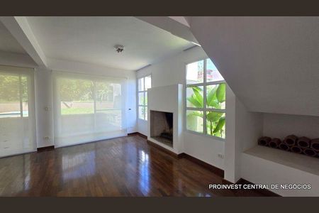 1_photo/94cf008eaf.1421303aa7be2334-ATLAS-004aecc2-7fb6-46d7-8dfb-38d2f585c0e5.jpg de casa à venda com 4 quartos, 300m² em Jardim Sao Paulo II, Cotia