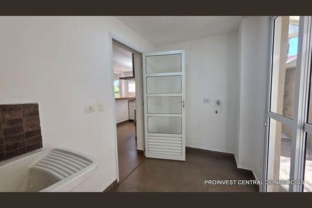 9_photo/94cf008eaf.1421303aa7be2334-ATLAS-bbcdceb0-7faf-4887-9342-3dd1dba3a8f4.jpg de casa à venda com 4 quartos, 300m² em Jardim Sao Paulo II, Cotia