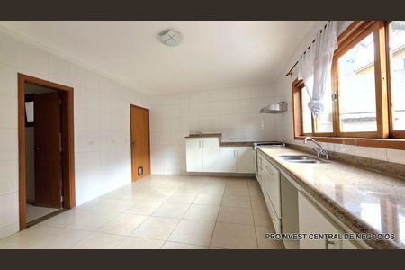 19_photo/94cf008ebd.5a85c5bdfef41cf9-ATLAS-78724a87-bbb2-41e8-8da3-c99fe266ca86.jpg de casa de condomínio à venda com 4 quartos, 350m² em Cotia, Cotia