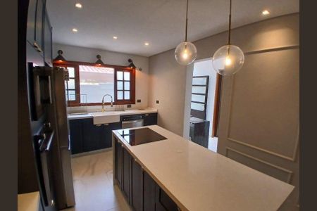 11_photo/94cf008ebd.81c488c884db3593-ATLAS-43d9a6fa-affe-48bb-8ed0-c637b5afbf07.jpg de casa de condomínio à venda com 4 quartos, 362m² em Jardim Sao Paulo II, Cotia