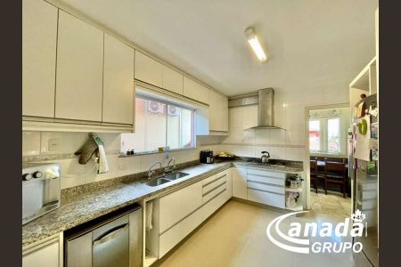 12_photo/94cf008efb.143559cf2cedd01d-ATLAS-152dbf6d-927d-4d87-aa7e-99fc59e8dbbb.jpg de casa de condomínio à venda com 4 quartos, 383m² em Jardim Sao Paulo II, Cotia