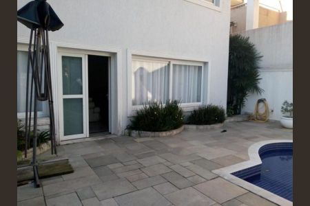 55_photo/94cf008eff.cb2272fcfeb20142-ATLAS-1066a23b-c616-4faa-8448-6aadde31e9a3.jpg de casa à venda com 4 quartos, 450m² em Jardim Sao Paulo II, Cotia