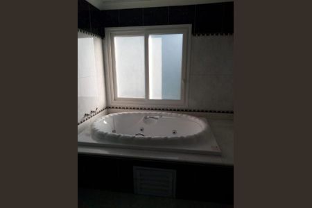 25_photo/94cf008eff.cb2272fcfeb20142-ATLAS-5e5234cb-84ab-4909-b46e-a18c028b5263.jpg de casa à venda com 4 quartos, 450m² em Jardim Sao Paulo II, Cotia