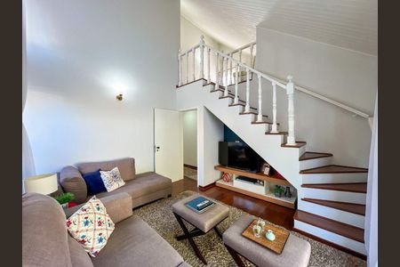 1_photo/94cf008f3f.04f4efb4ec0e2ec3-ATLAS-2d93d1d1-5f3e-4540-8a43-993c17da4eb6.jpg de casa de condomínio à venda com 3 quartos, 450m² em Jardim Sao Paulo II, Cotia