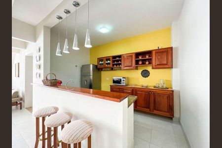 30_photo/94cf008f3f.04f4efb4ec0e2ec3-ATLAS-353f4bf3-1ab0-48f8-b8a1-9f4b9c390632.jpg de casa à venda com 3 quartos, 439m² em Jardim Sao Paulo II, Cotia